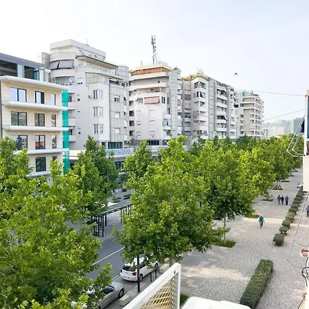 Boulevard - *