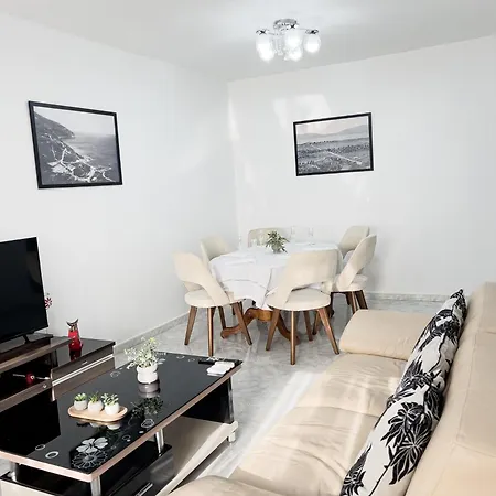 Boulevard - Apartment Vlore