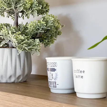 Apartment Boulevard - *