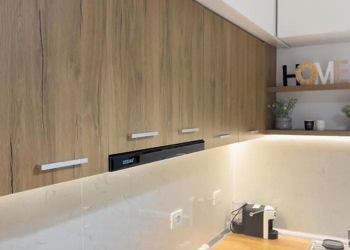 Boulevard - * Vlorë