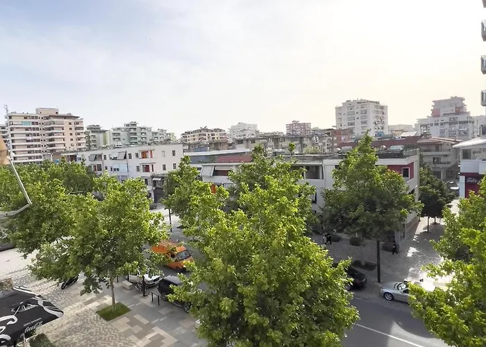 Boulevard - * Vlorë